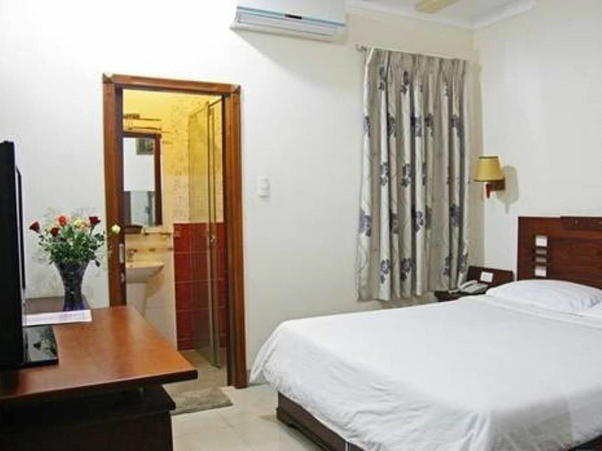 An Binh 2 Hotel Thành Pho Ho Chí Minh Esterno foto